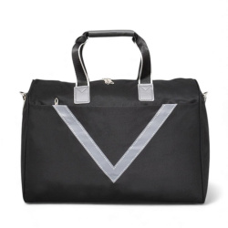 Пътна чанта 48/33/21 см с голям преден джоб топ модел черна