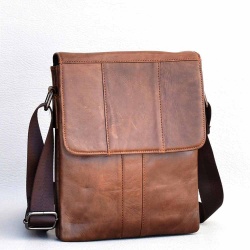Мъжка чанта от естествена кожа тип плик с капак височина 23 см, кафява