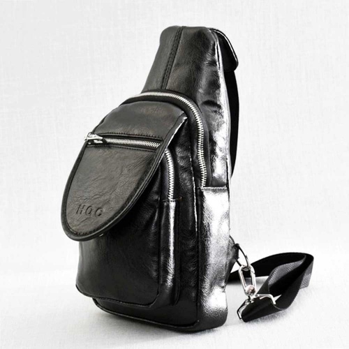 Мъжка кожена чанта-раница за през гърди, на рамо или гръб, черна