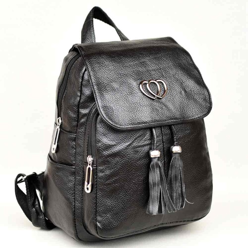 Дамска раница от мека варена еко кожа с капак и пискюли, черна