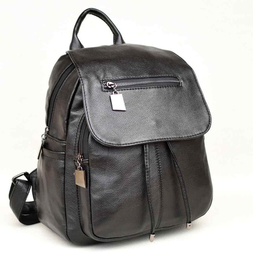 Дамска раница от еко кожа с капак с декоративен цип, пискюли, черна