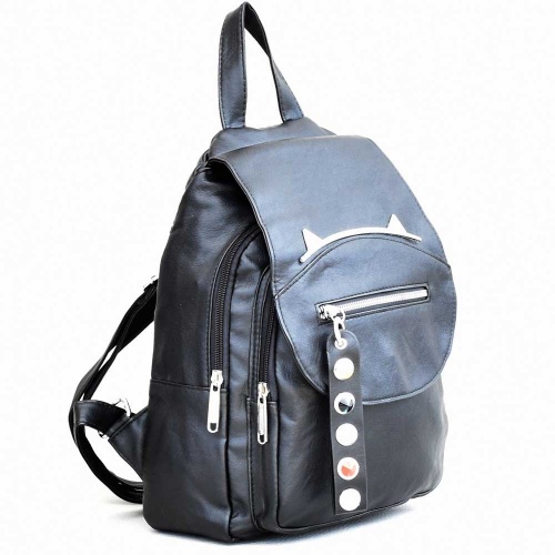 Дамска раница от еко кожа с капак с ушички и висулка с камъни, черна