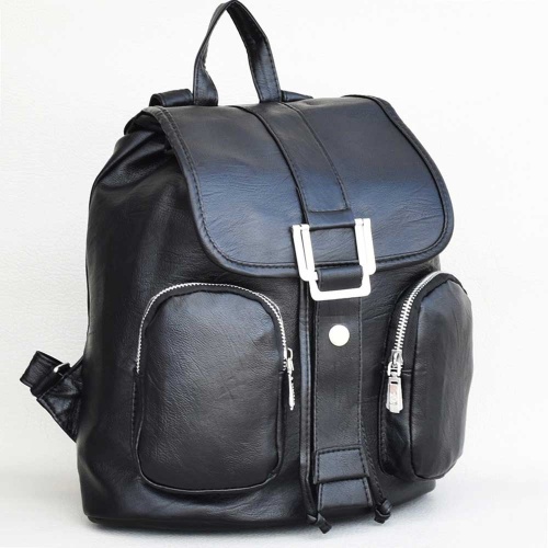 Дамска раница от еко кожа с капак и два удобни предни джоба