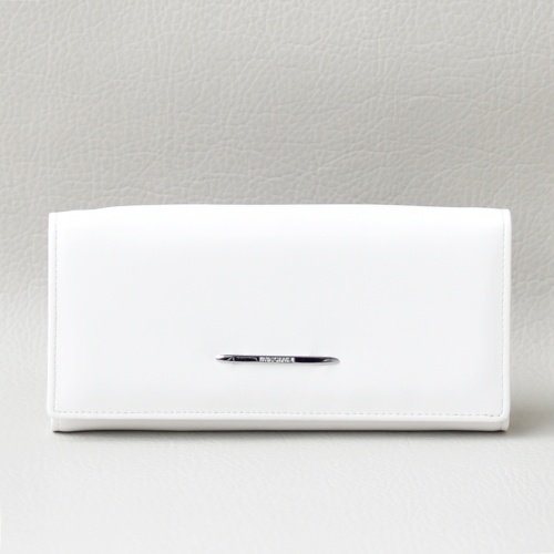 Бяло дамско портмоне от естествена кожа вътрешен монетник с цип голямо