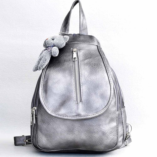 Дамска раница от еко кожа с капак и висулка мече, графит