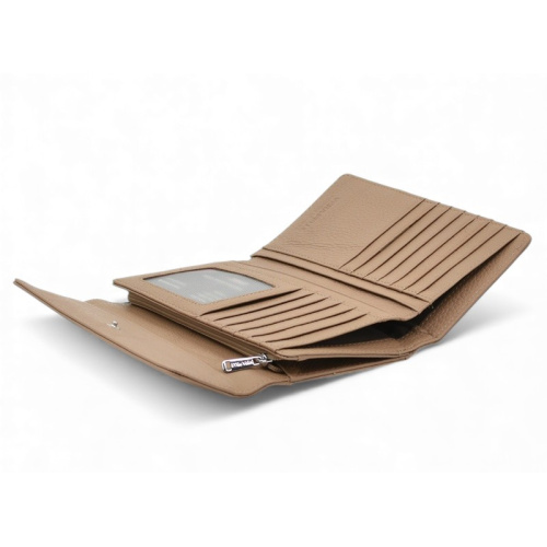 Дамско портмоне от естествена кожа много отделения за карти изчистен модел капучино