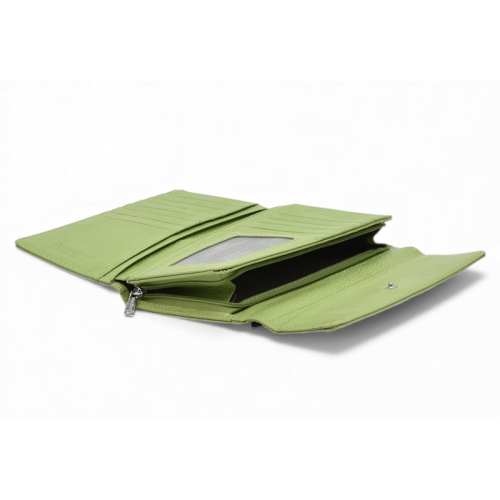 Дамско портмоне от естествена кожа много отделения за карти изчистен модел зелено