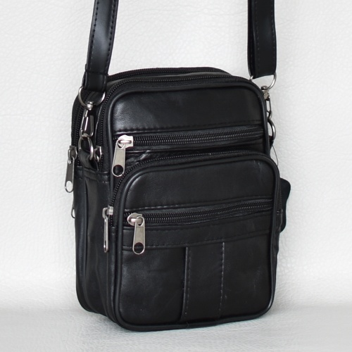 Мъжка чанта от естествена кожа за в ръка и през рамо с много отделения