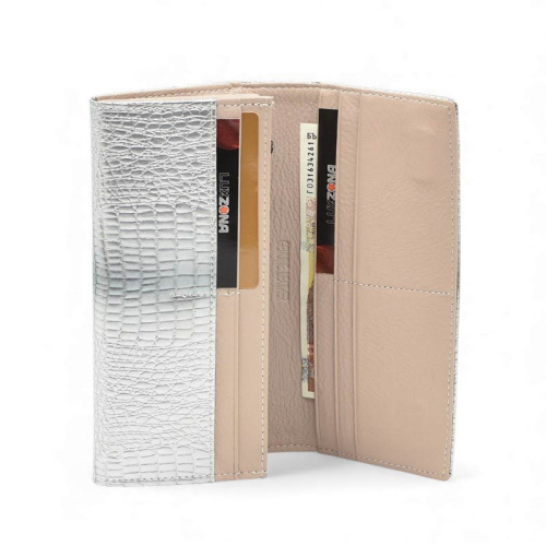 Лачено портмоне от естествена кожа кроко ефект с много отделения сребърно