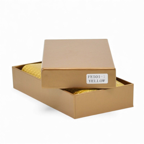 Лачено портмоне от естествена кожа кроко ефект с много отделения жълто